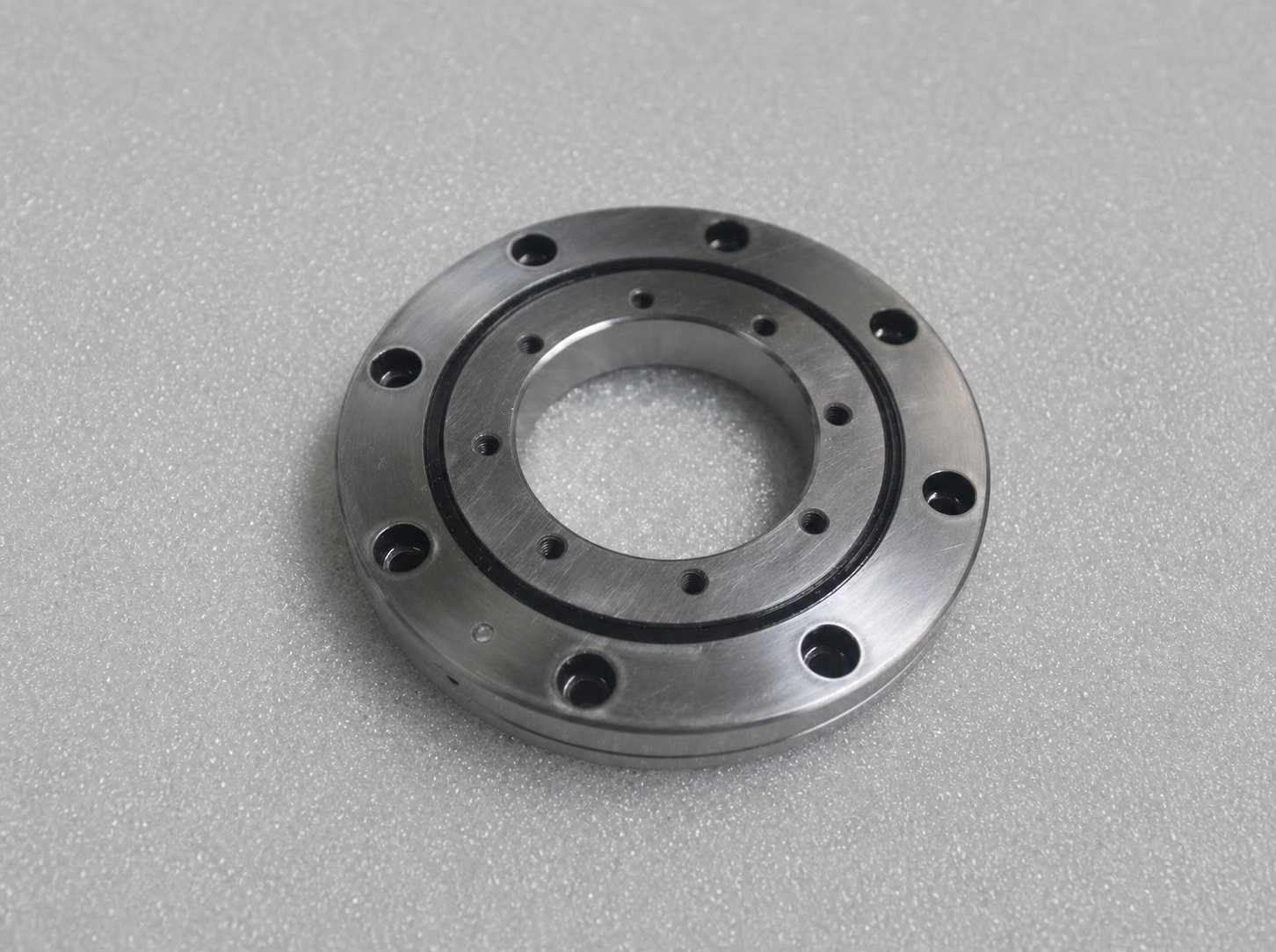 High Rigidity Crossed Roller Bearing preload, deflection, moment load, mounting stiffness, and application fit visual